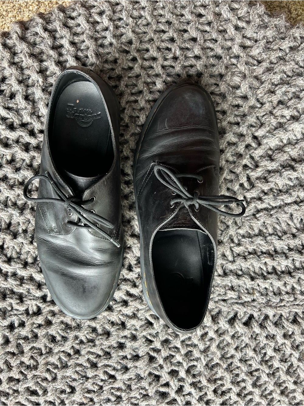 Dr. Martens Men's Black Leather Derby Lace-Up Shoes